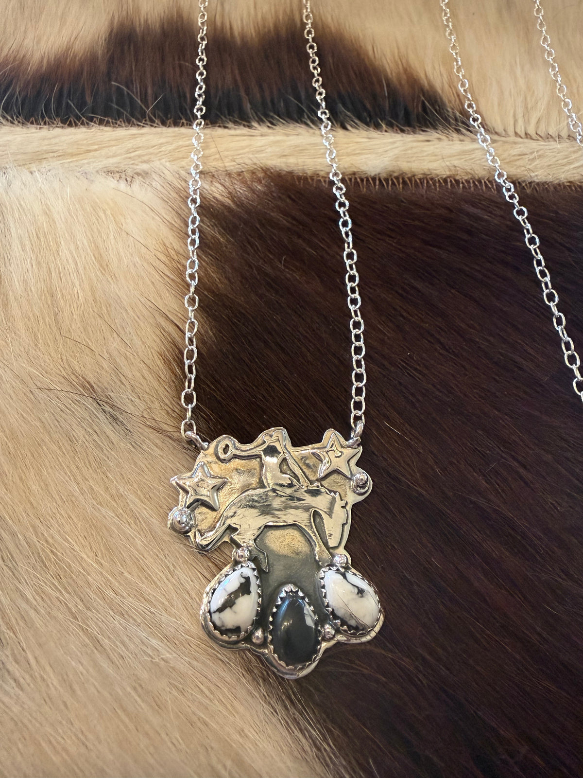 Star ⭐️ Bucker Necklace