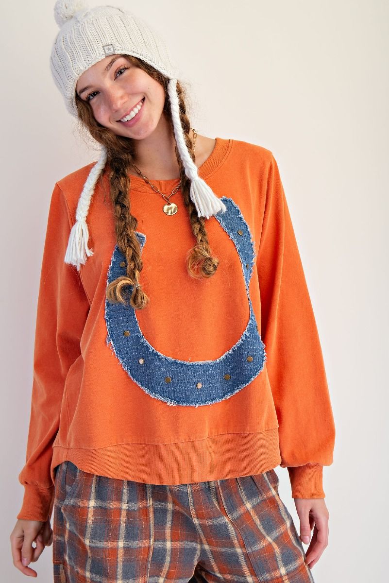 HORSESHOE PATCH TERRY PULLOVER