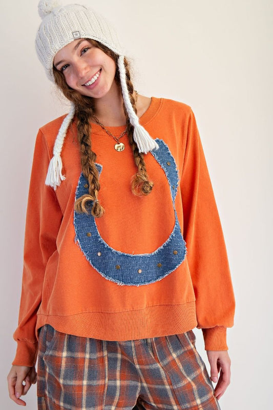 HORSESHOE PATCH TERRY PULLOVER