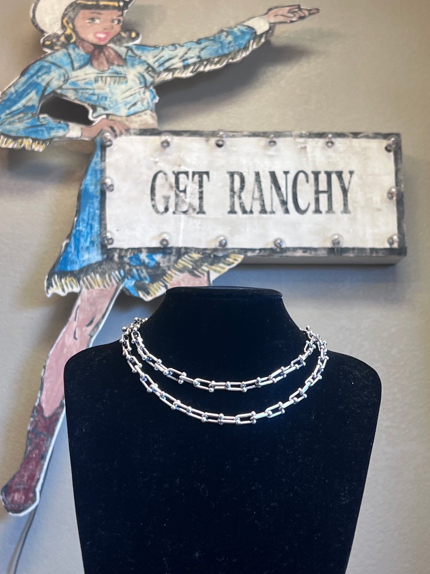 Long Graduated Link Necklace