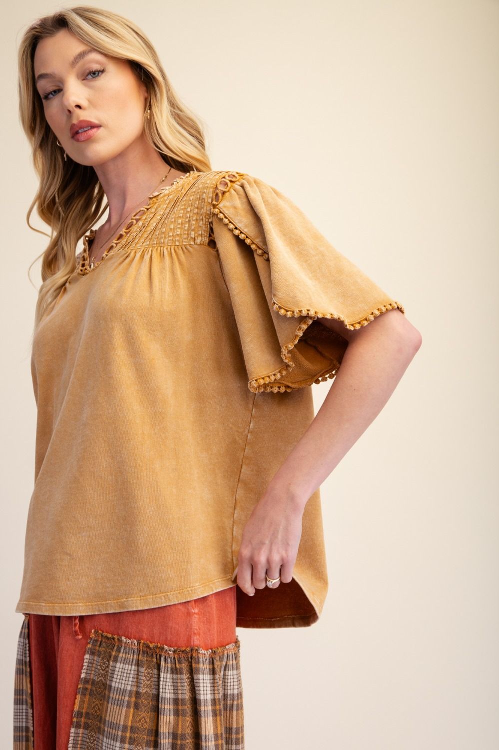 TULIP SHORT SLEEVES WASHED KNIT TOP