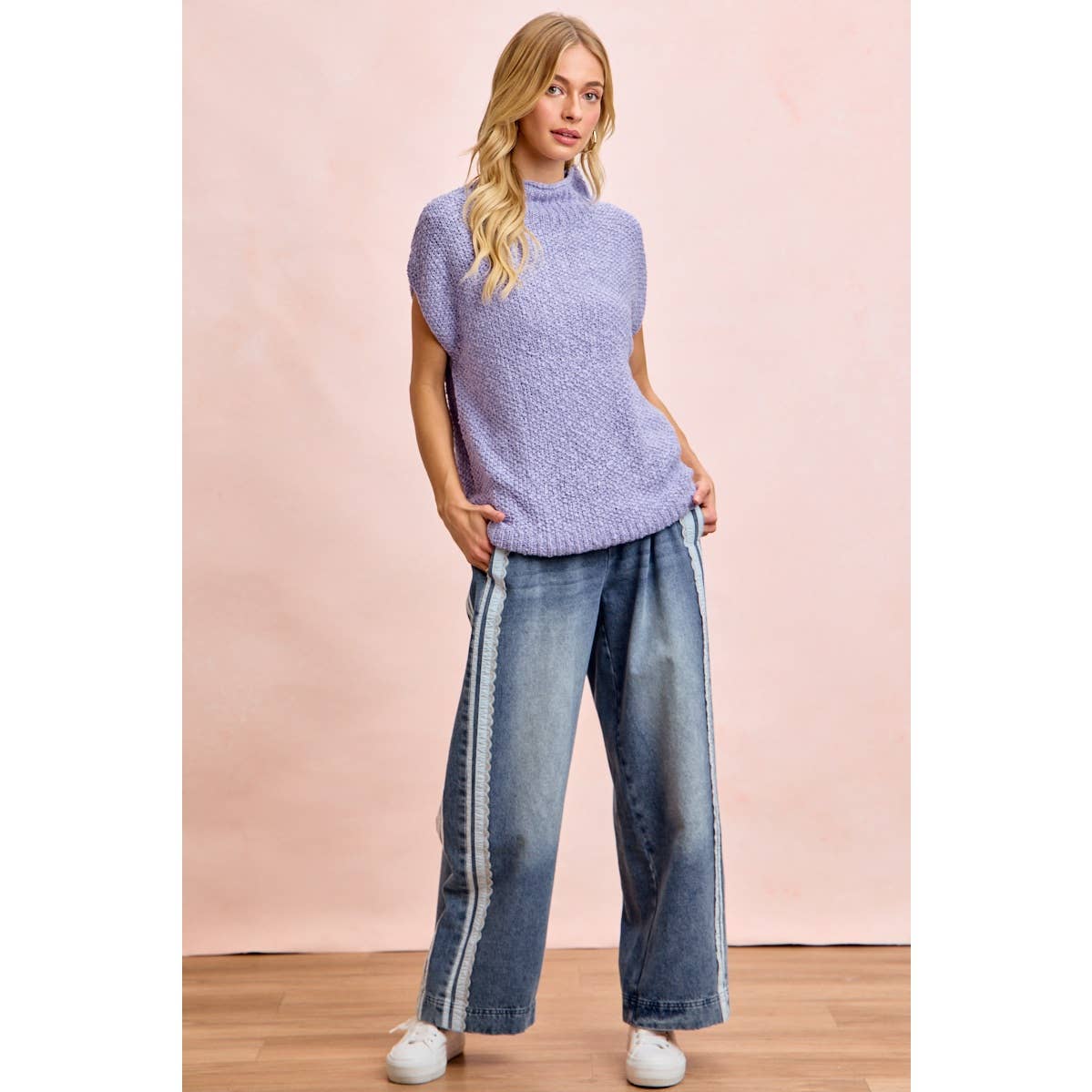 WASHED LACE CONTRAST SIDED DENIM PANTS