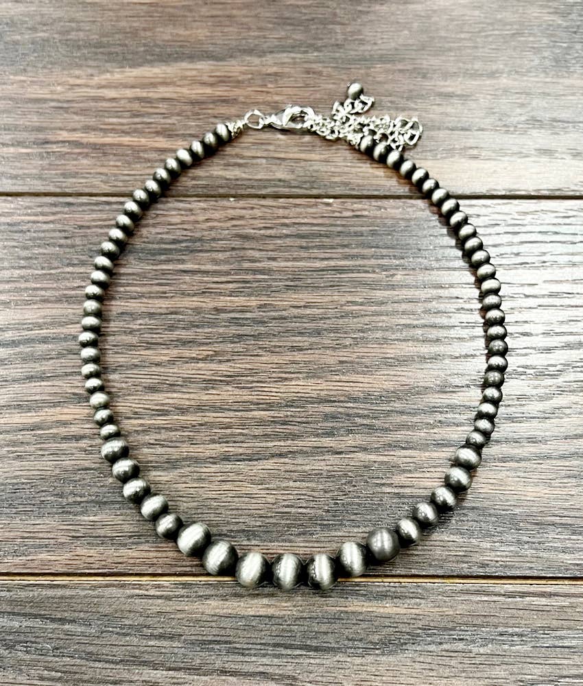 16" Graduated Western Bead Necklace