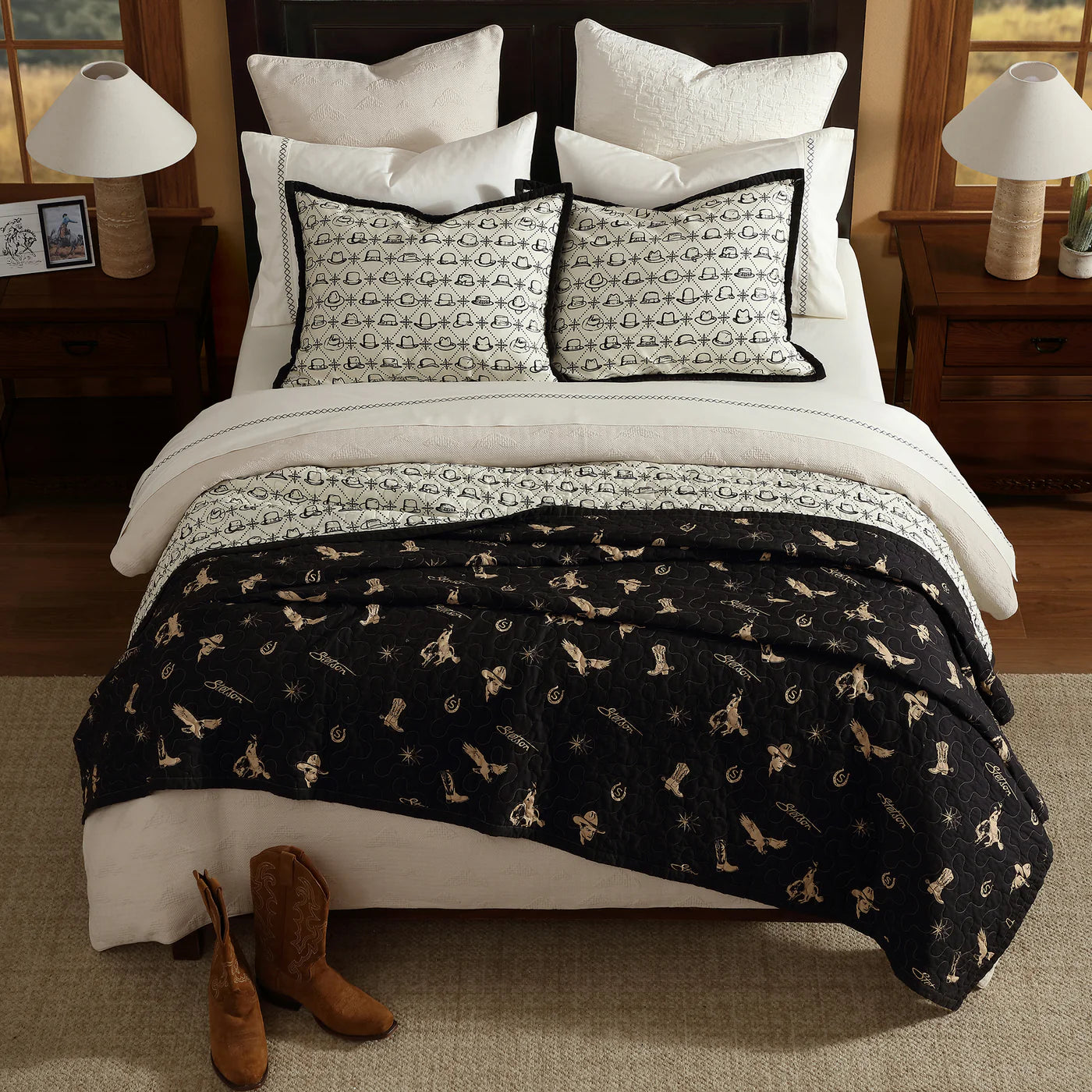 CONVERSATION REVERSIBLE
QUILT SET