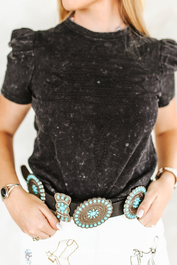 Mineral Wash Boot Stitch
Embroidered Shirt