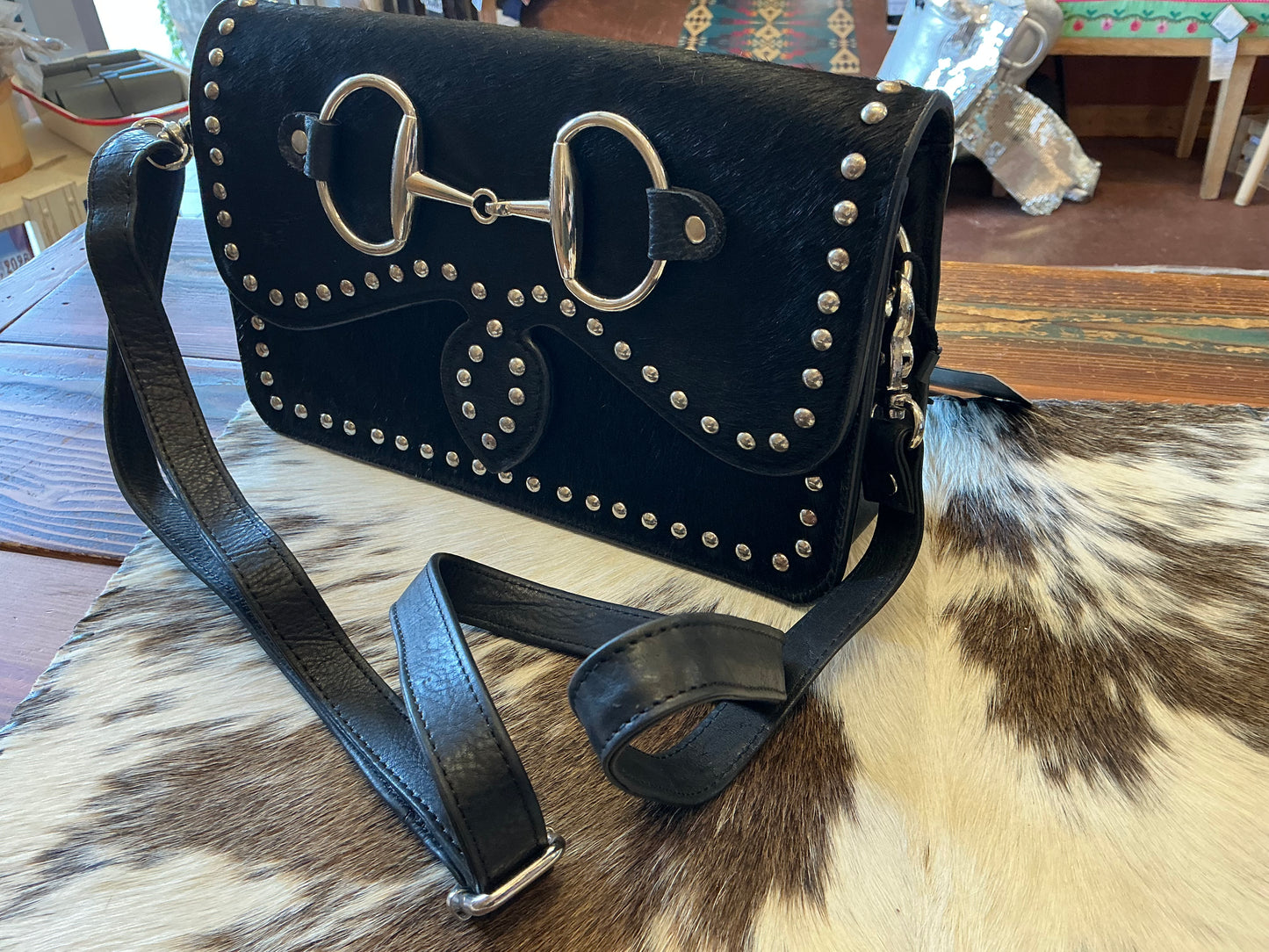 BIT CHIC crossbody bag