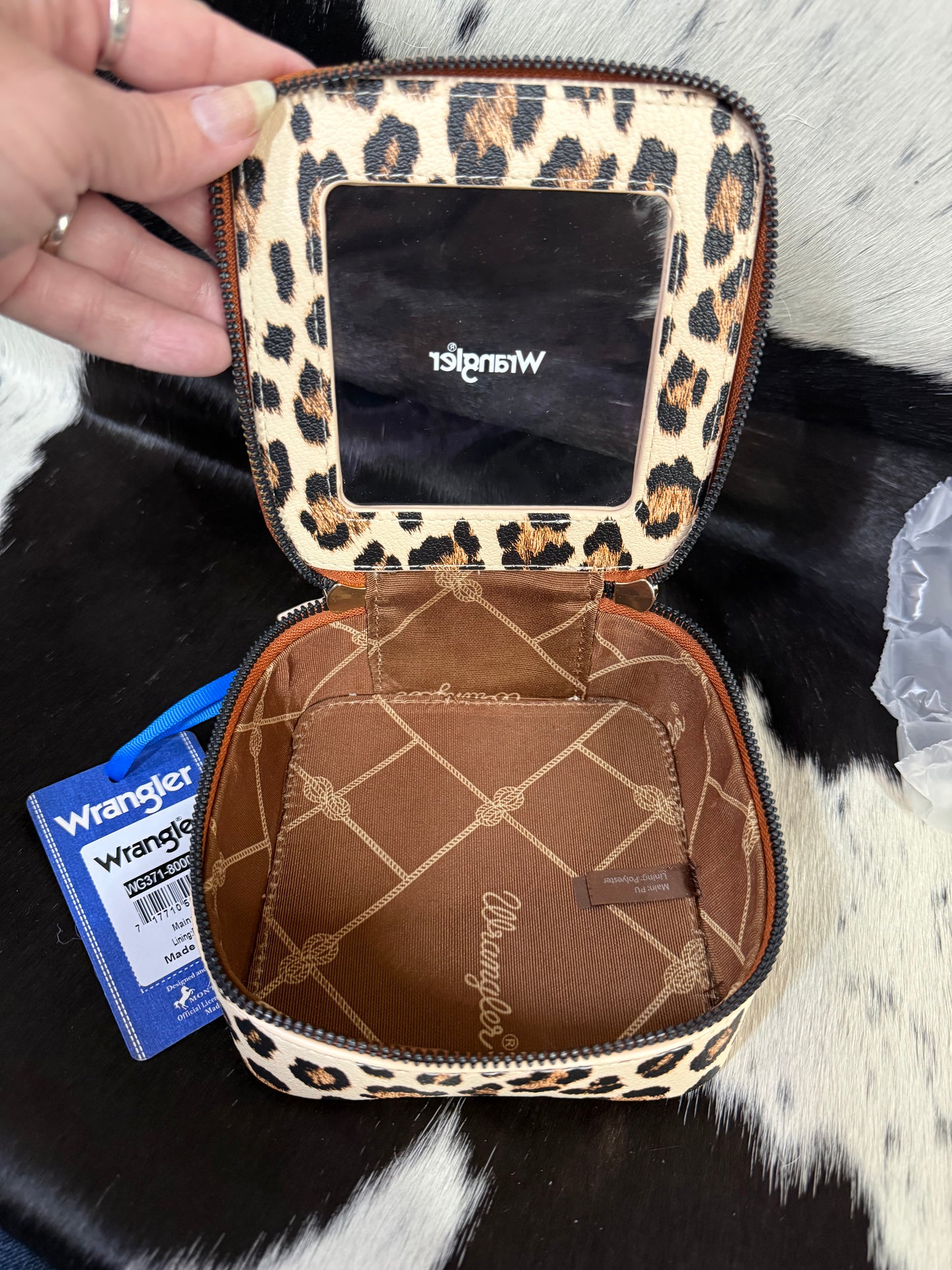 Leopard Zip Box