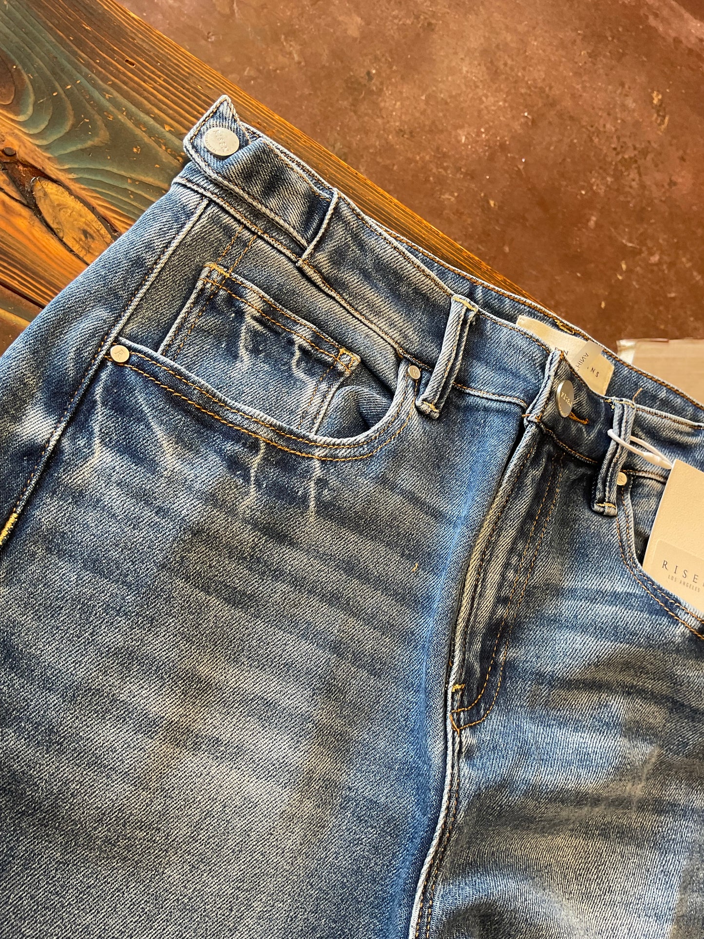 High Rise Barrel Jeans Adj WB