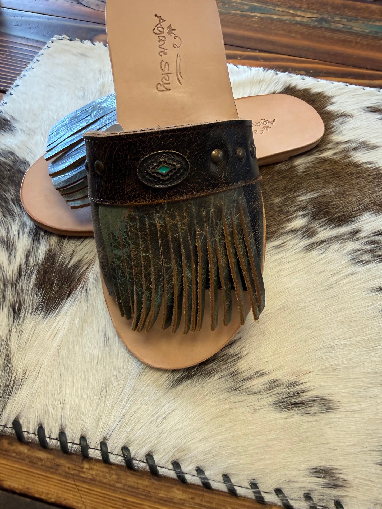 NADIA FRINGE SLIDES