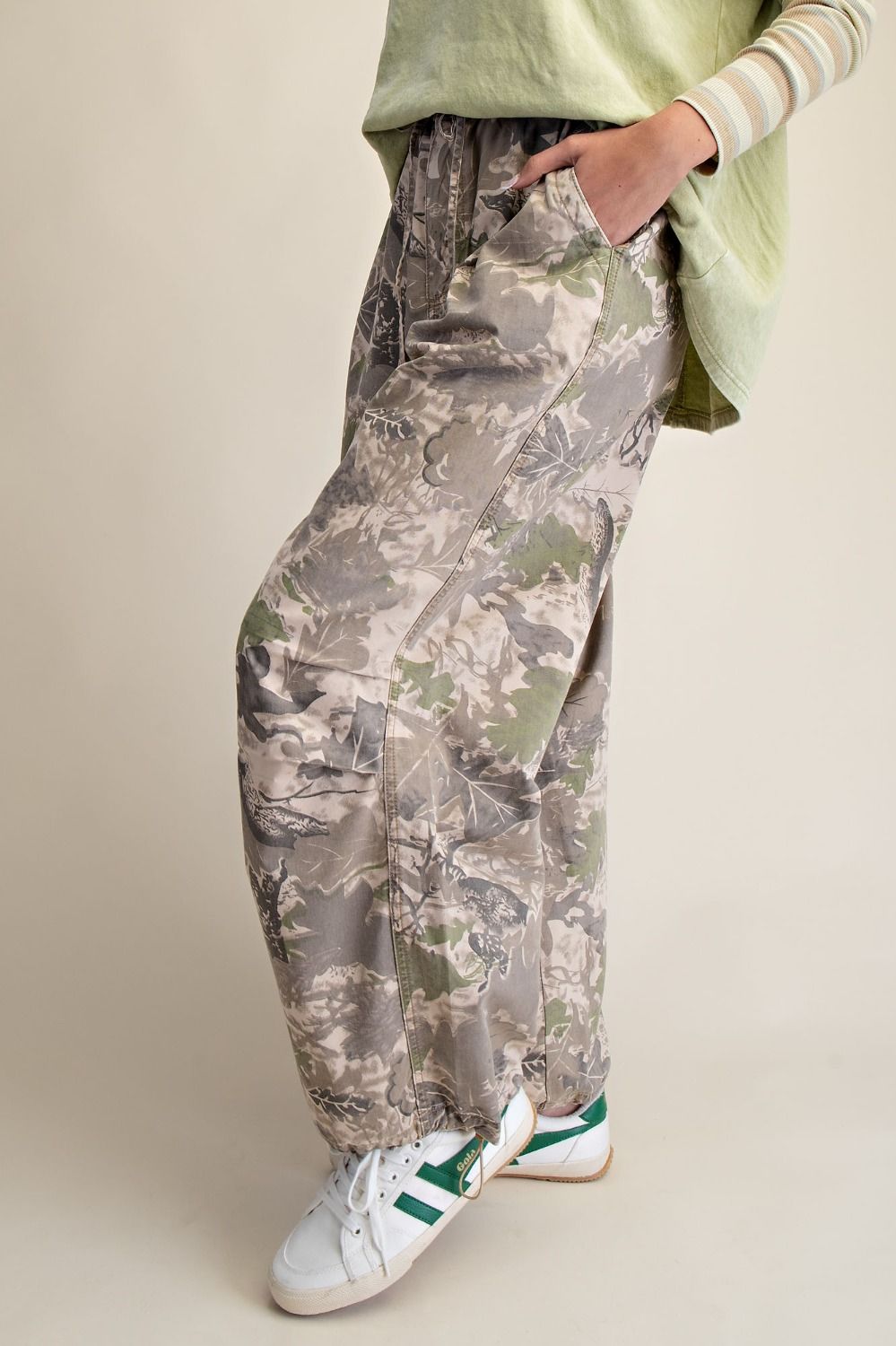 CAMOUFLAGE PRINTED MINERAL WASHED TWILL PANTS