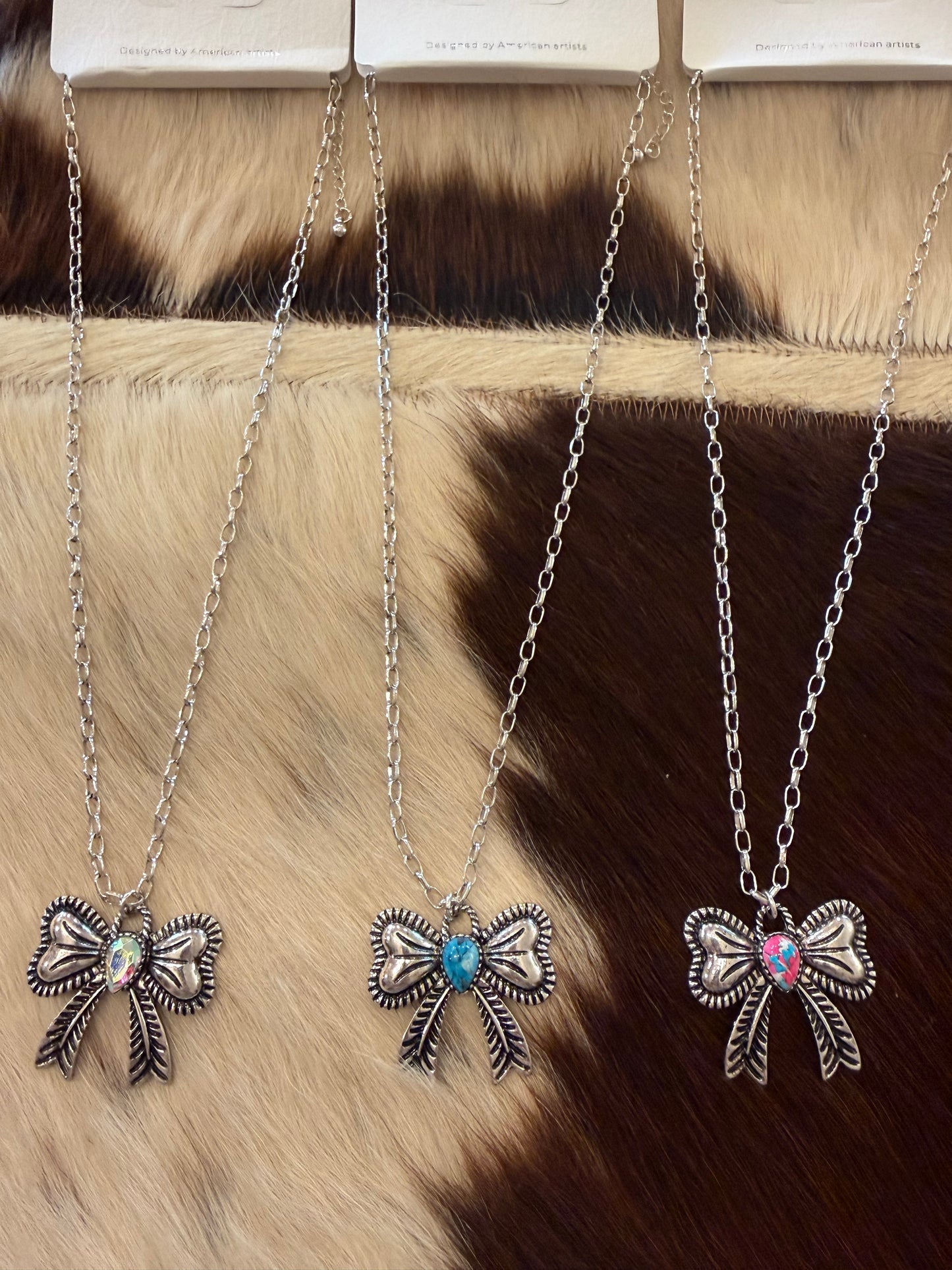 Bow Please Necklace