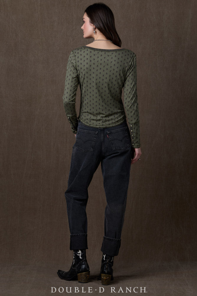 Mossflower Tee