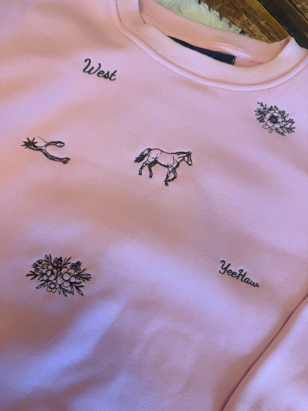 GIRLS PINK WESTERN EMBROIDERY
PULLOVER SWEATER