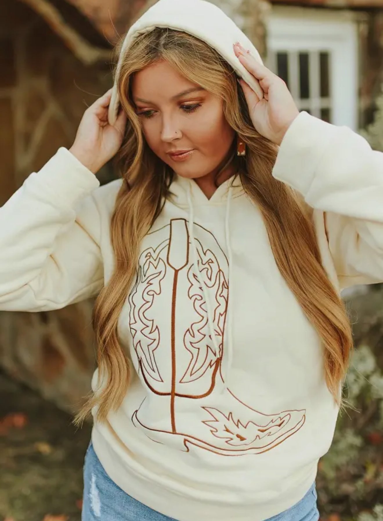 Cream Hoodie W Boot Embroidery