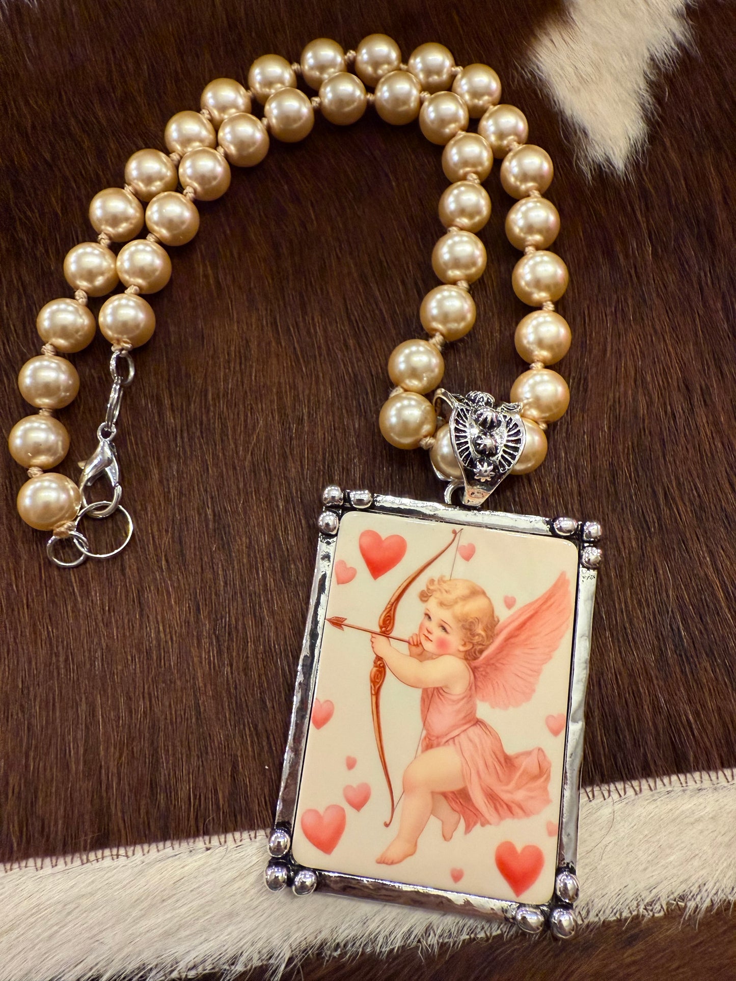 Antique Annie’s Necklaces