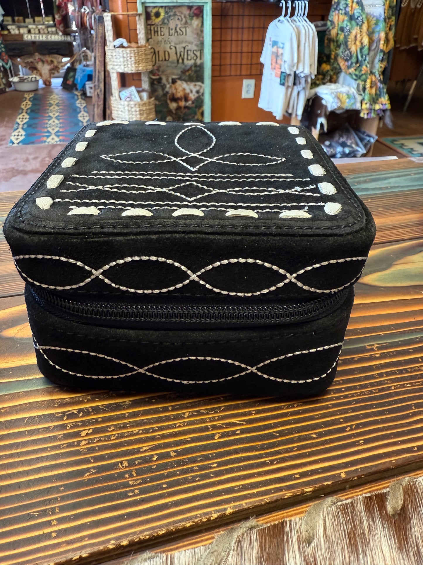 Boot Stitch Jewelry Case