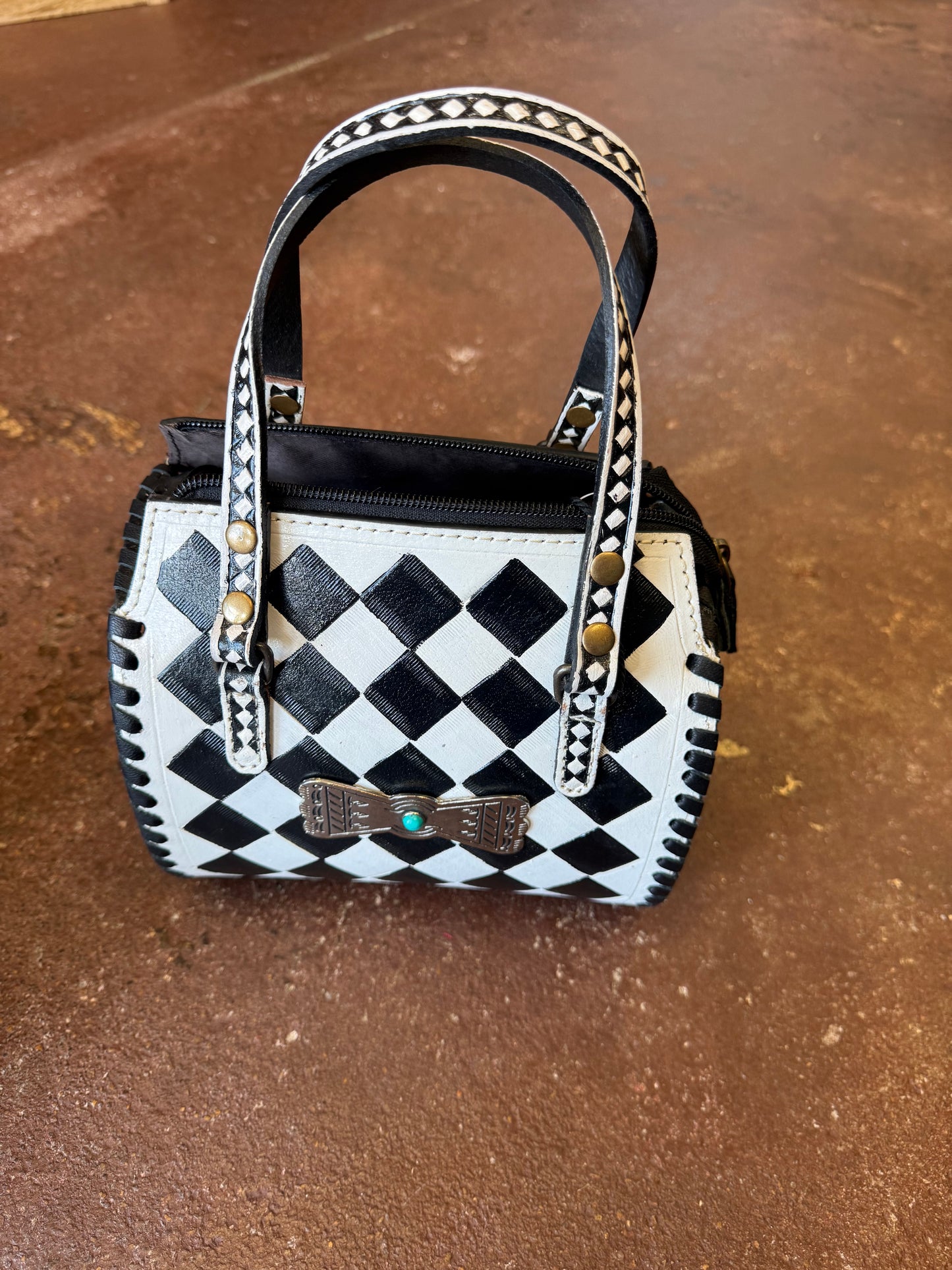 CHECKMATE-TOTE