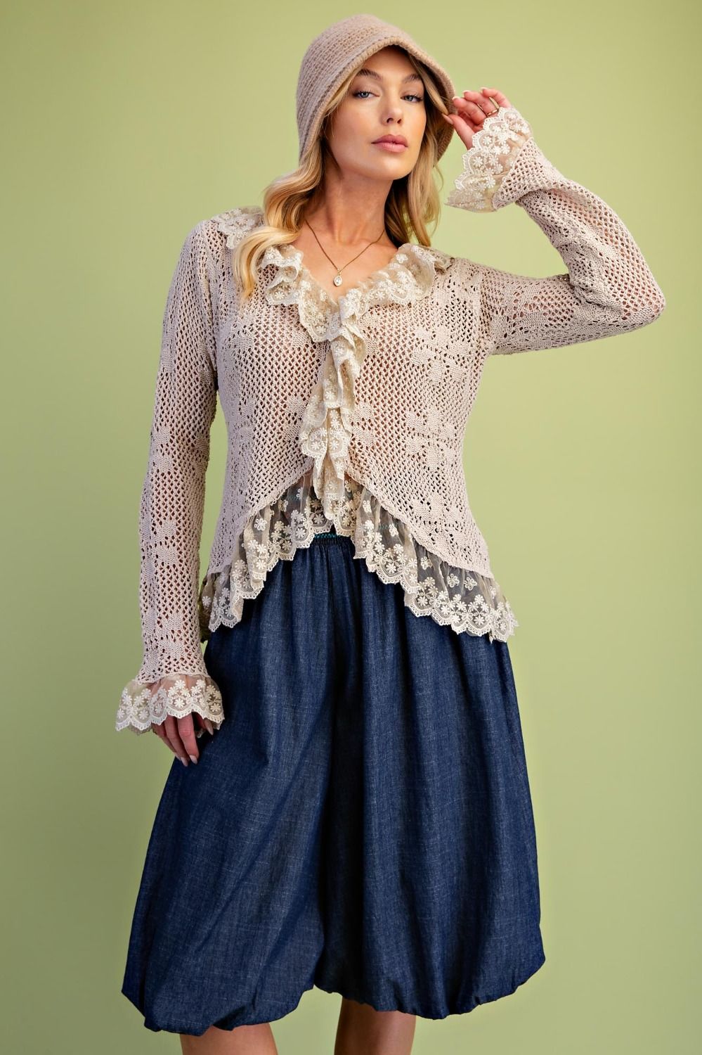 LACE RUFFLE KNITTED CARDIGAN