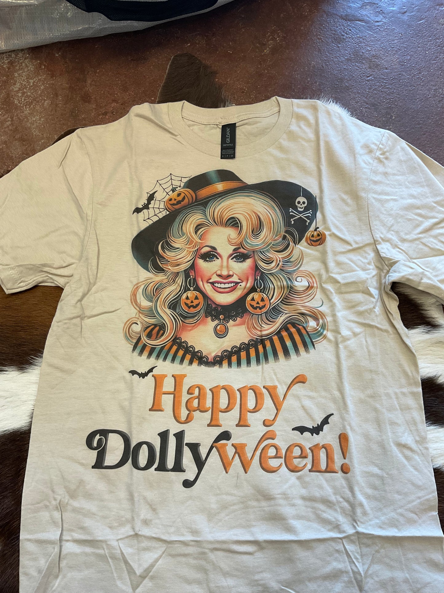 Dollyween Tee