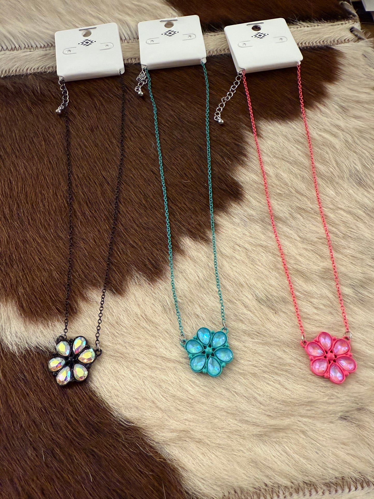 Sparkle Flower Necklace