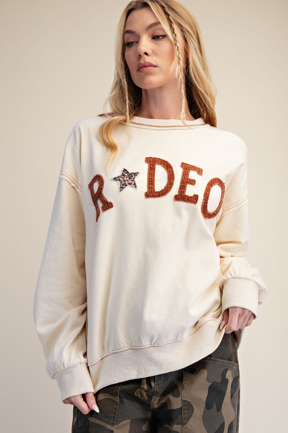 RODEO PATCH FRONT WASHED TERRY PULLOVER