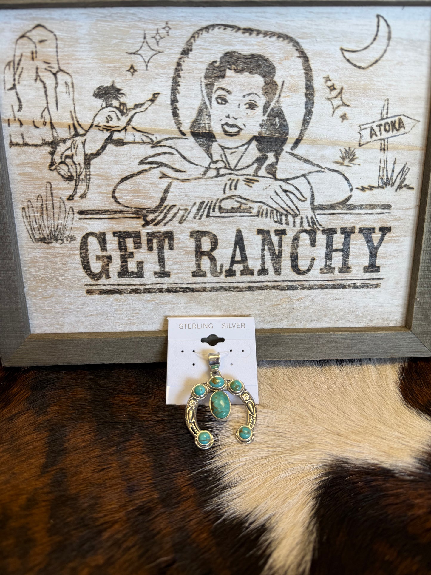 The Bonnie Pendant