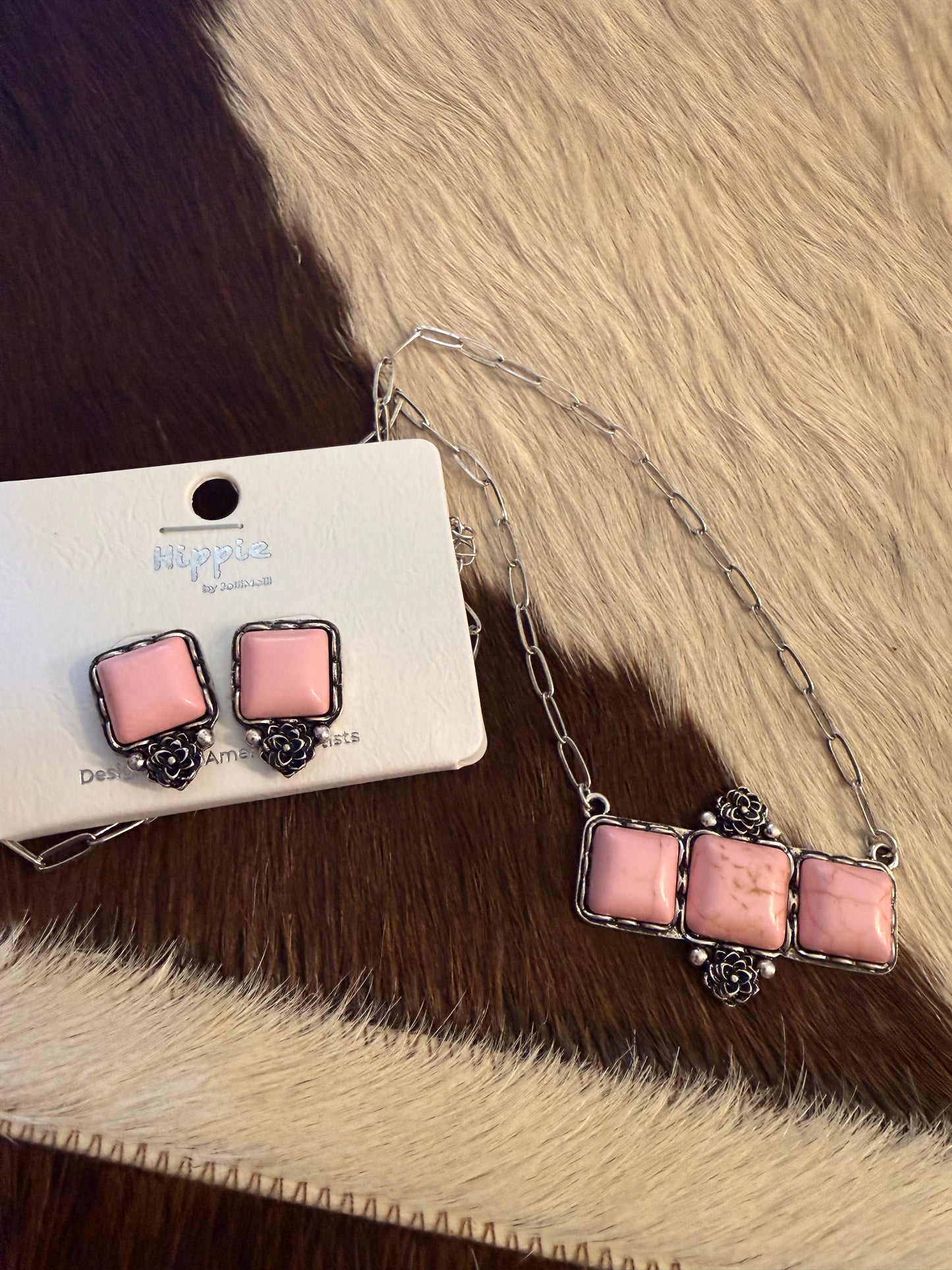 Faith Necklace Set