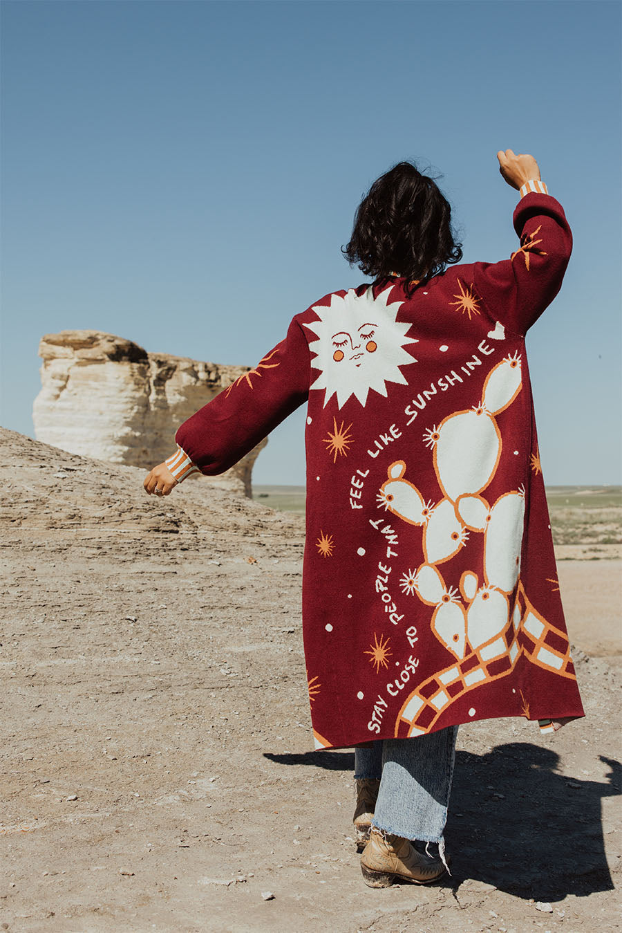 FEELS LIKE SUNSHINE MAXI
CARDIGAN