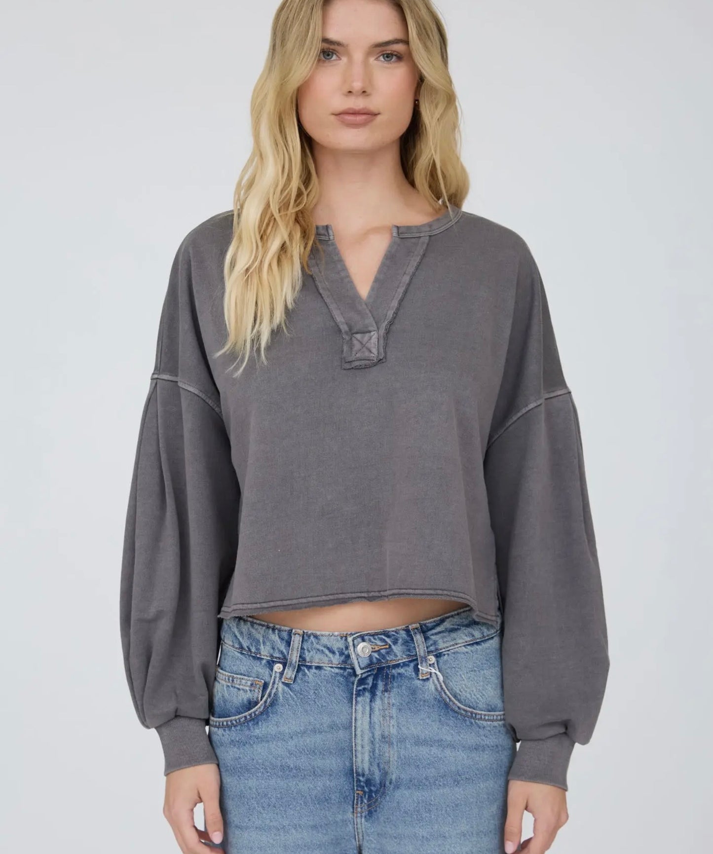 Notch Neck Cropped Long Sleeve