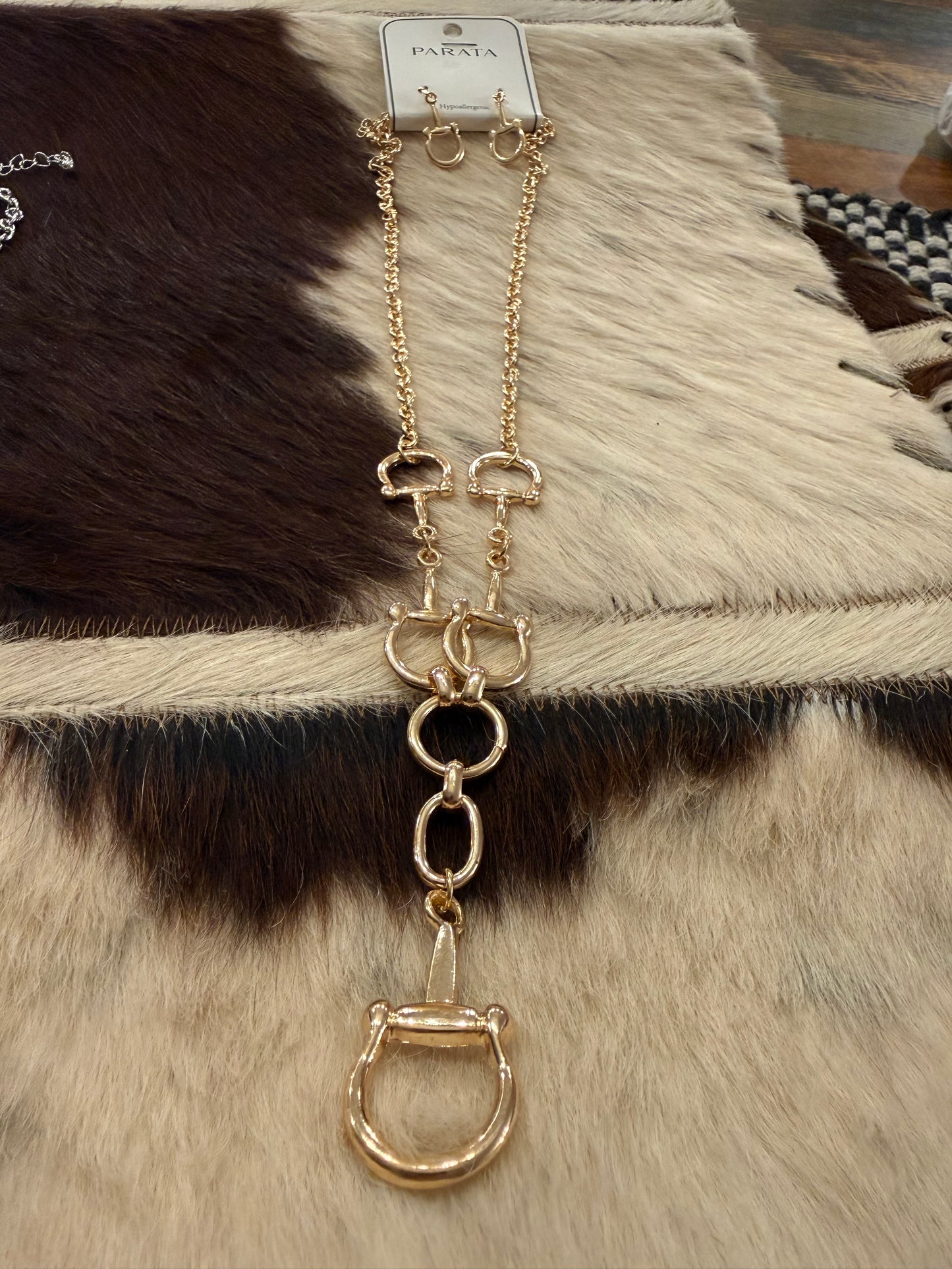 Crew Necklace