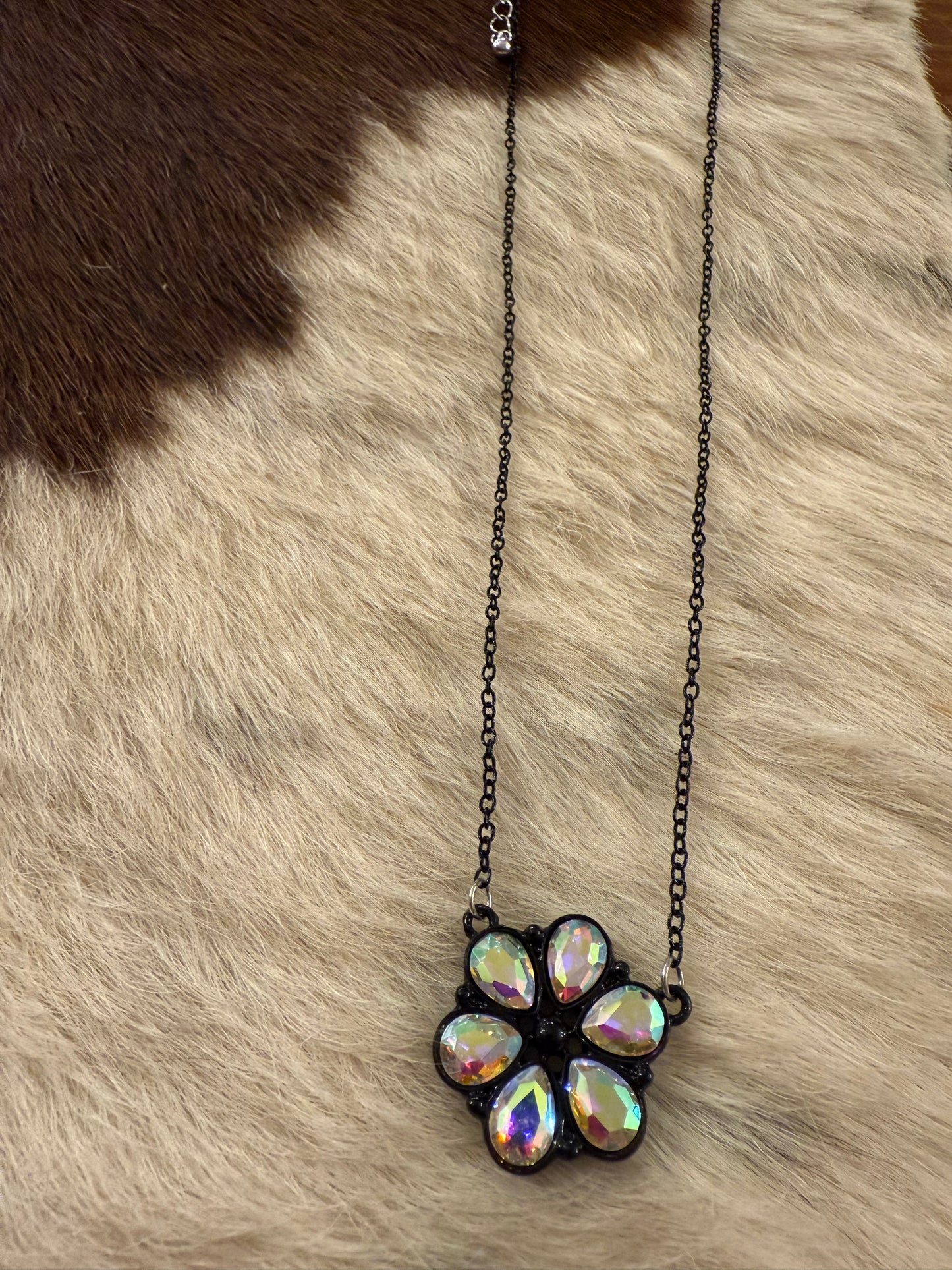 Sparkle Flower Necklace