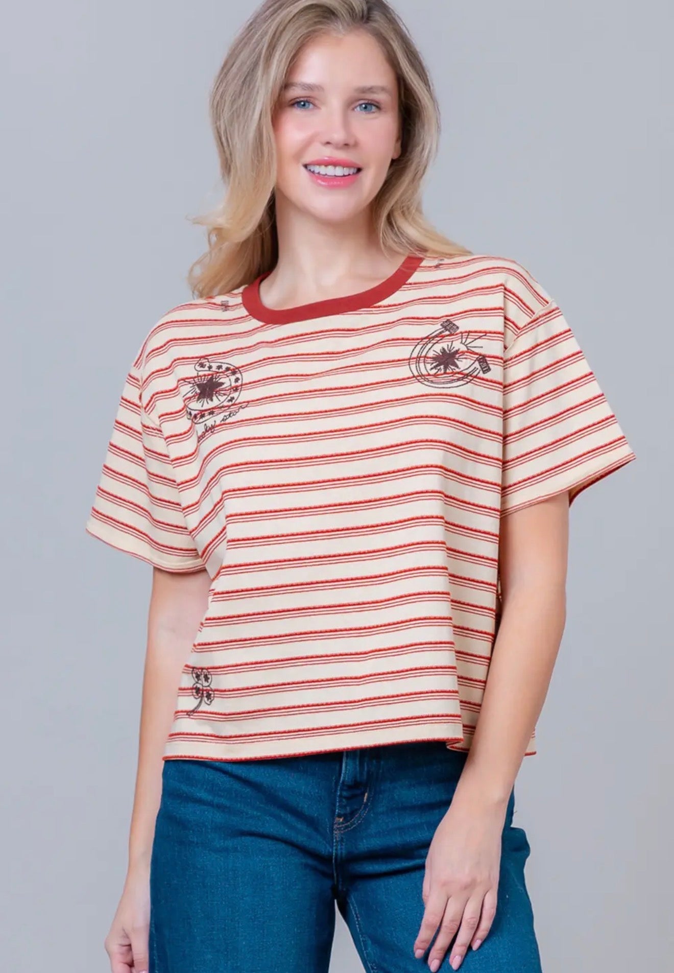 Short Sleeve Striped
Horseshoe Print Embroidery