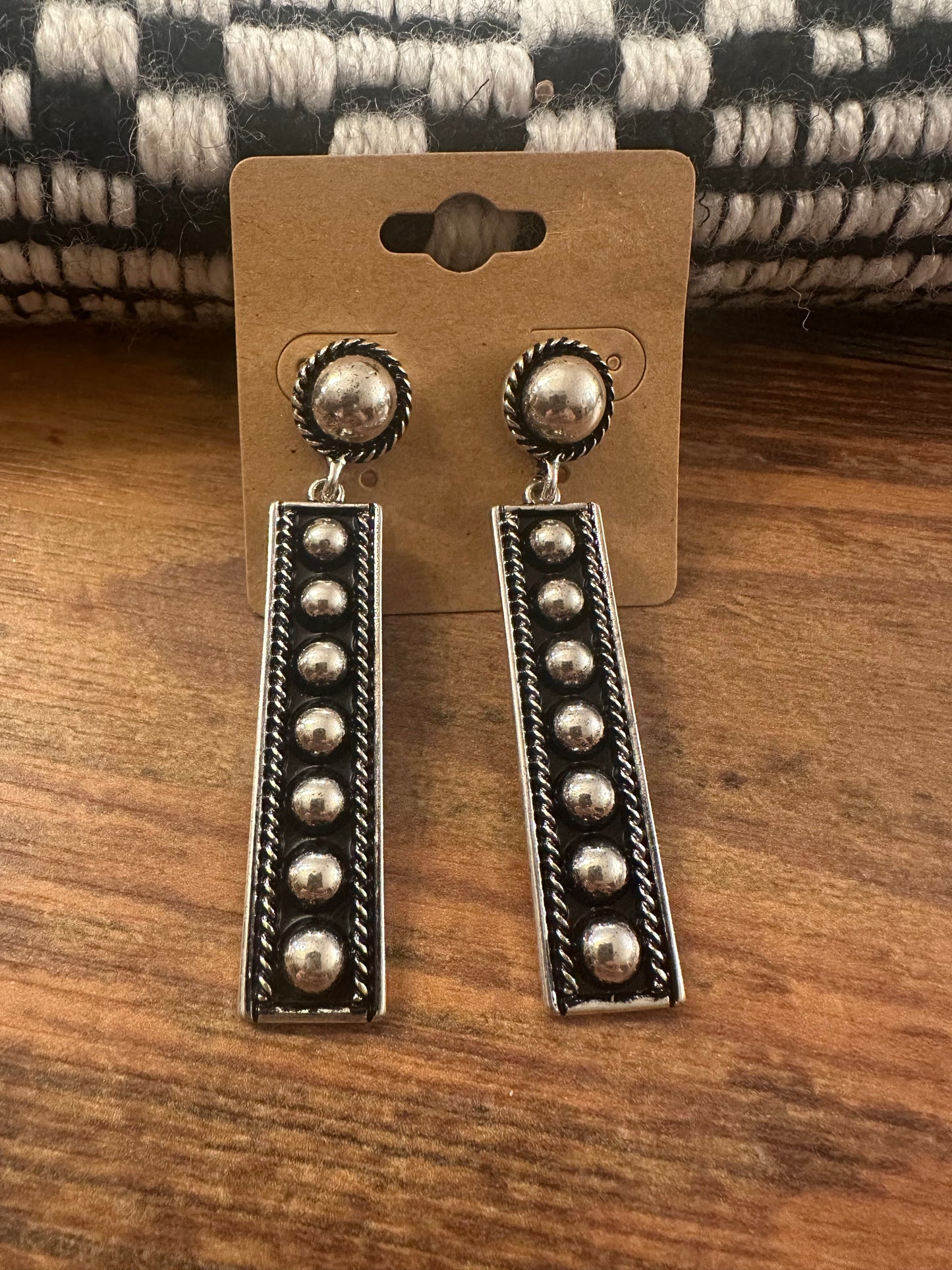 Dot Dot Earrings
