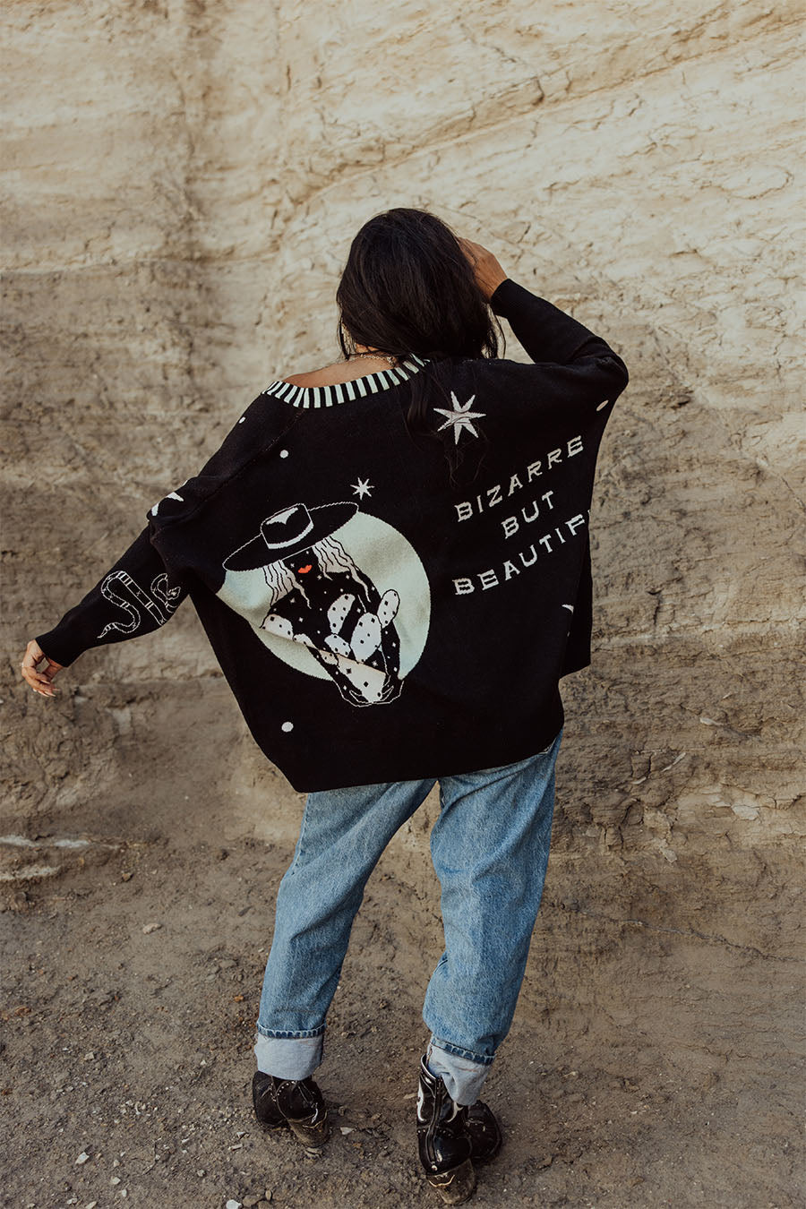 BIZARRE BUT BEAUTIFUL
OVERSIZED CARDIGAN