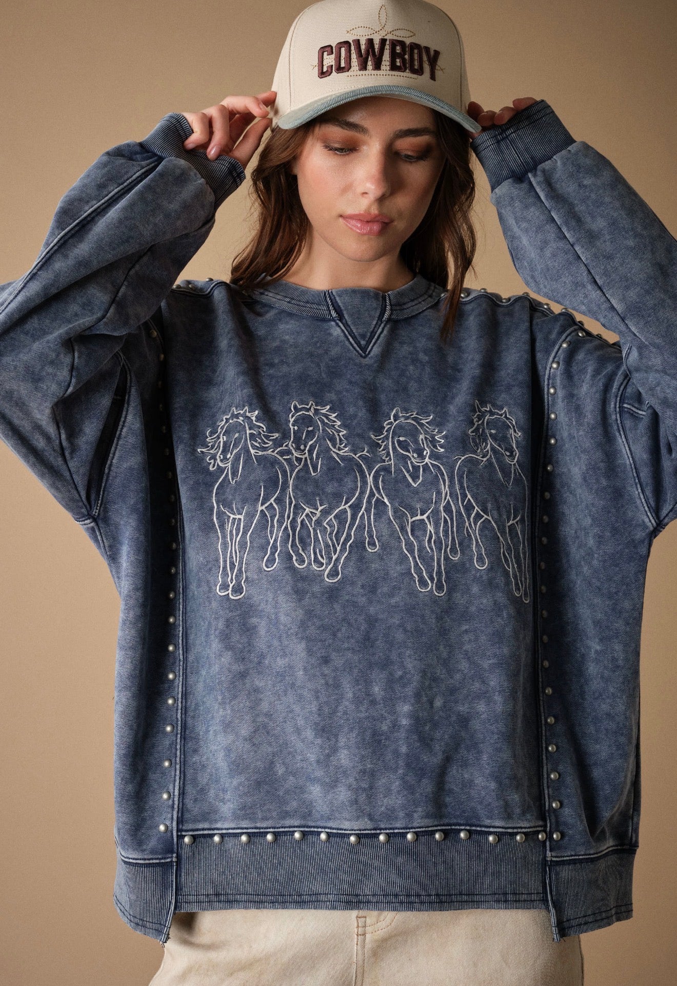 Horse Embroidery Stud Sweatshirt