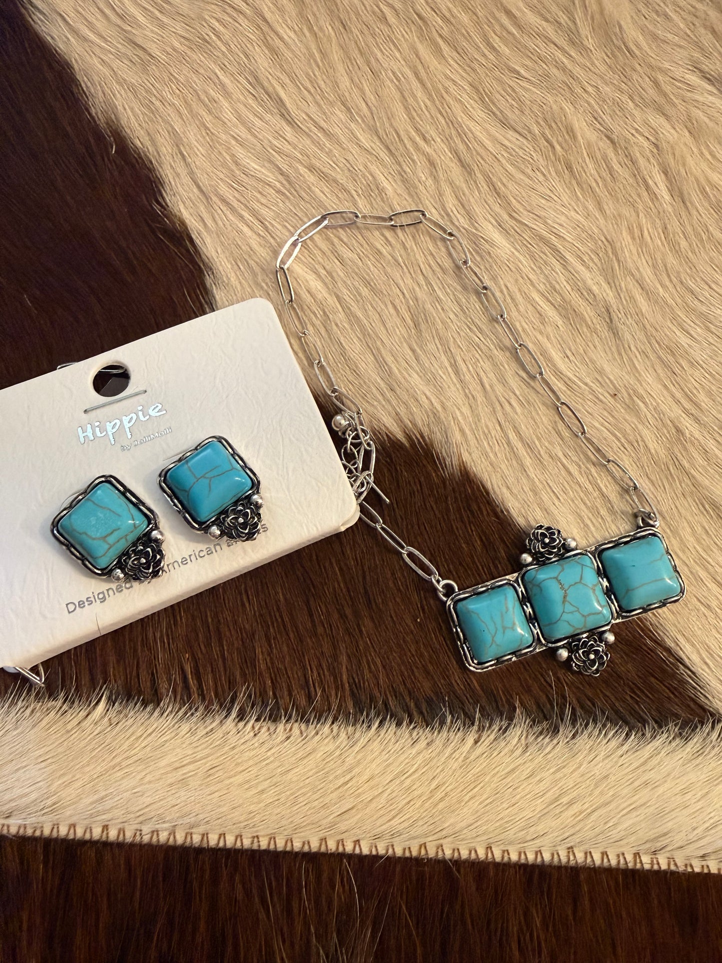 Faith Necklace Set