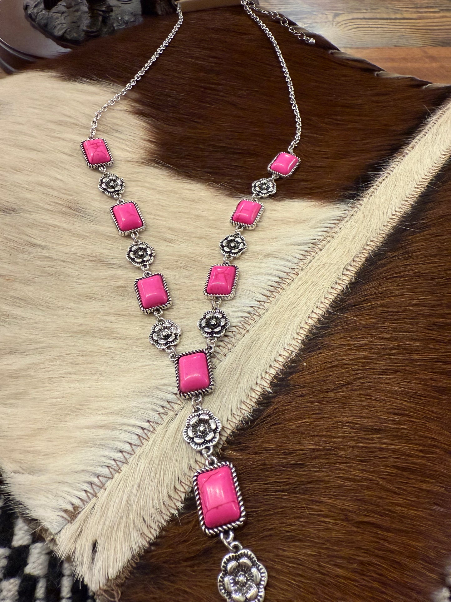 Pink Daisy Necklace