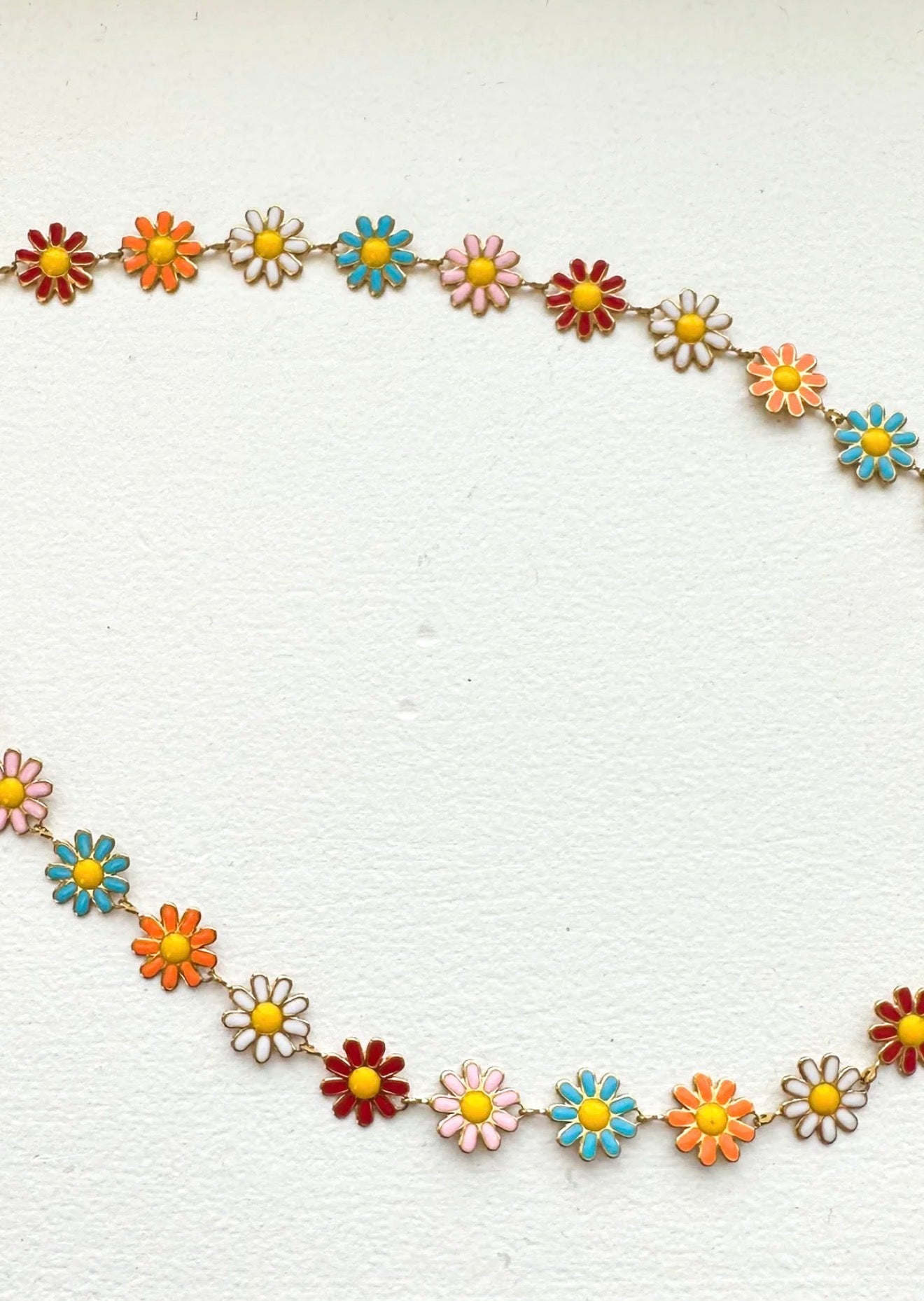FLOWER CHILD NECKLACE