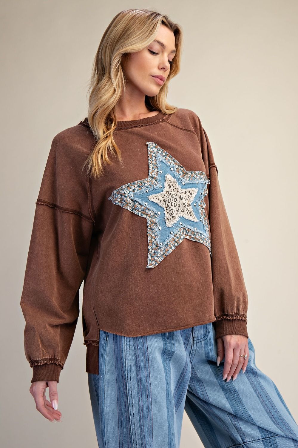 STAR PATCH FRONT WASHED TERRY PULLOVER