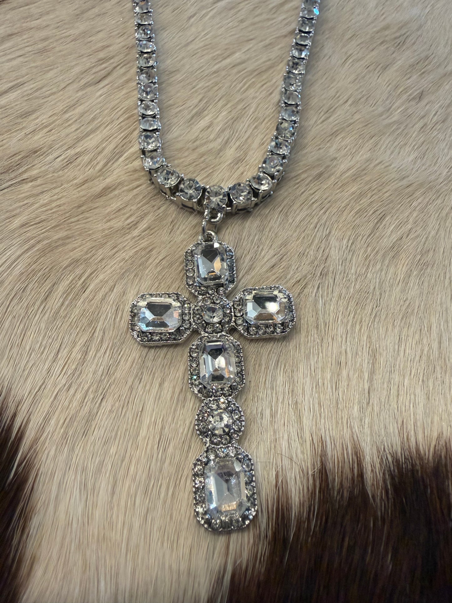 Romey Necklace