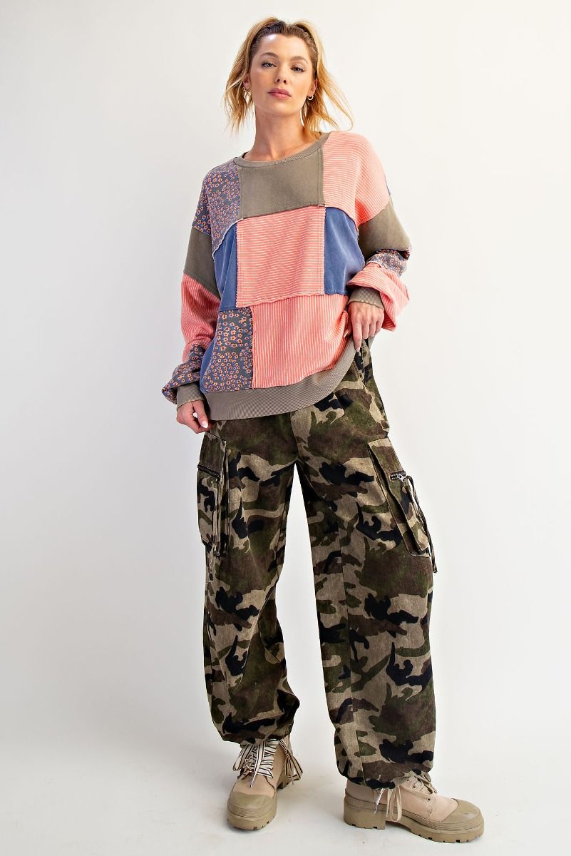 CAMOUFLAGE PRINT CARGO
PANTS
