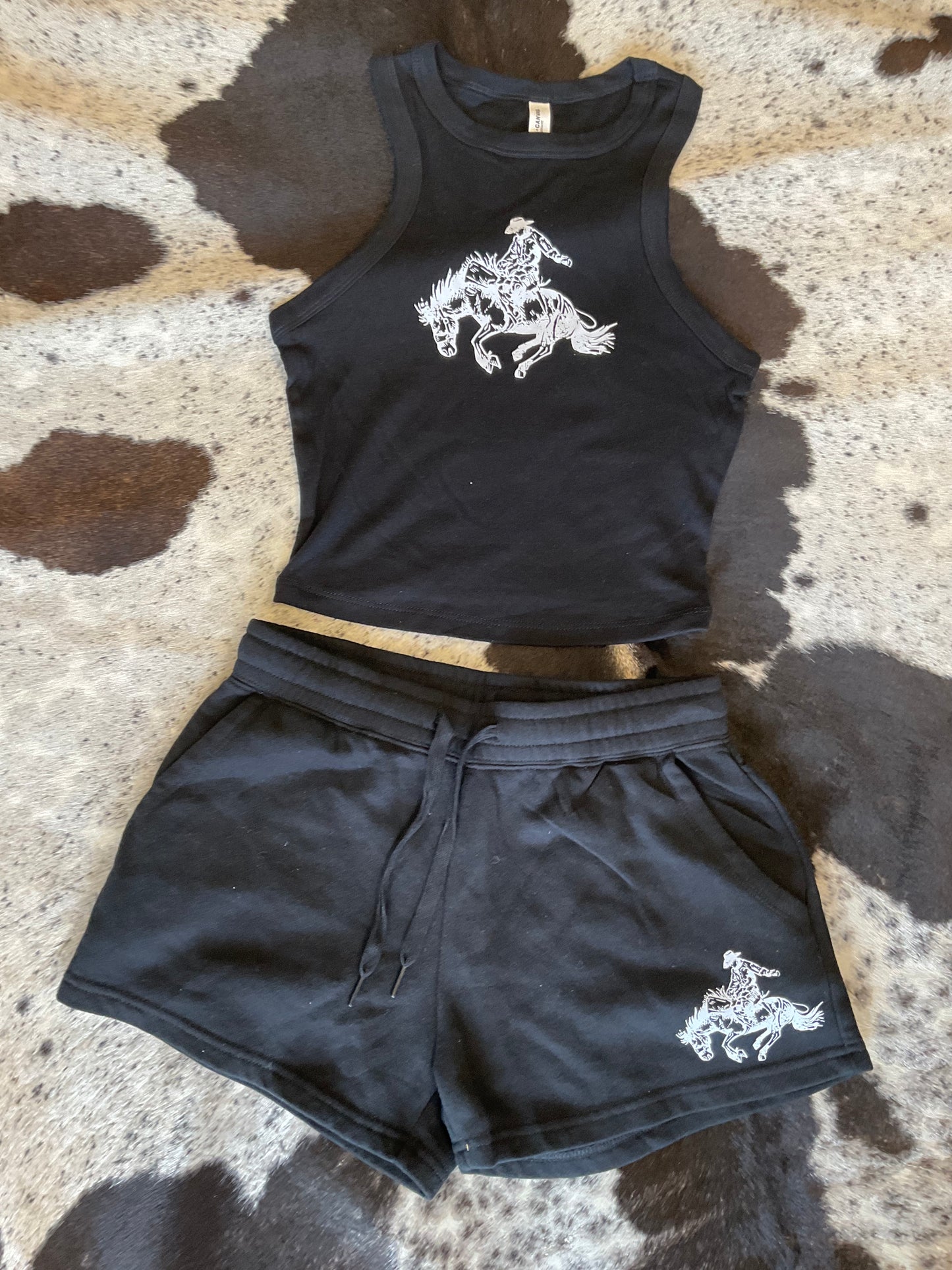 Bronc Shorts Set