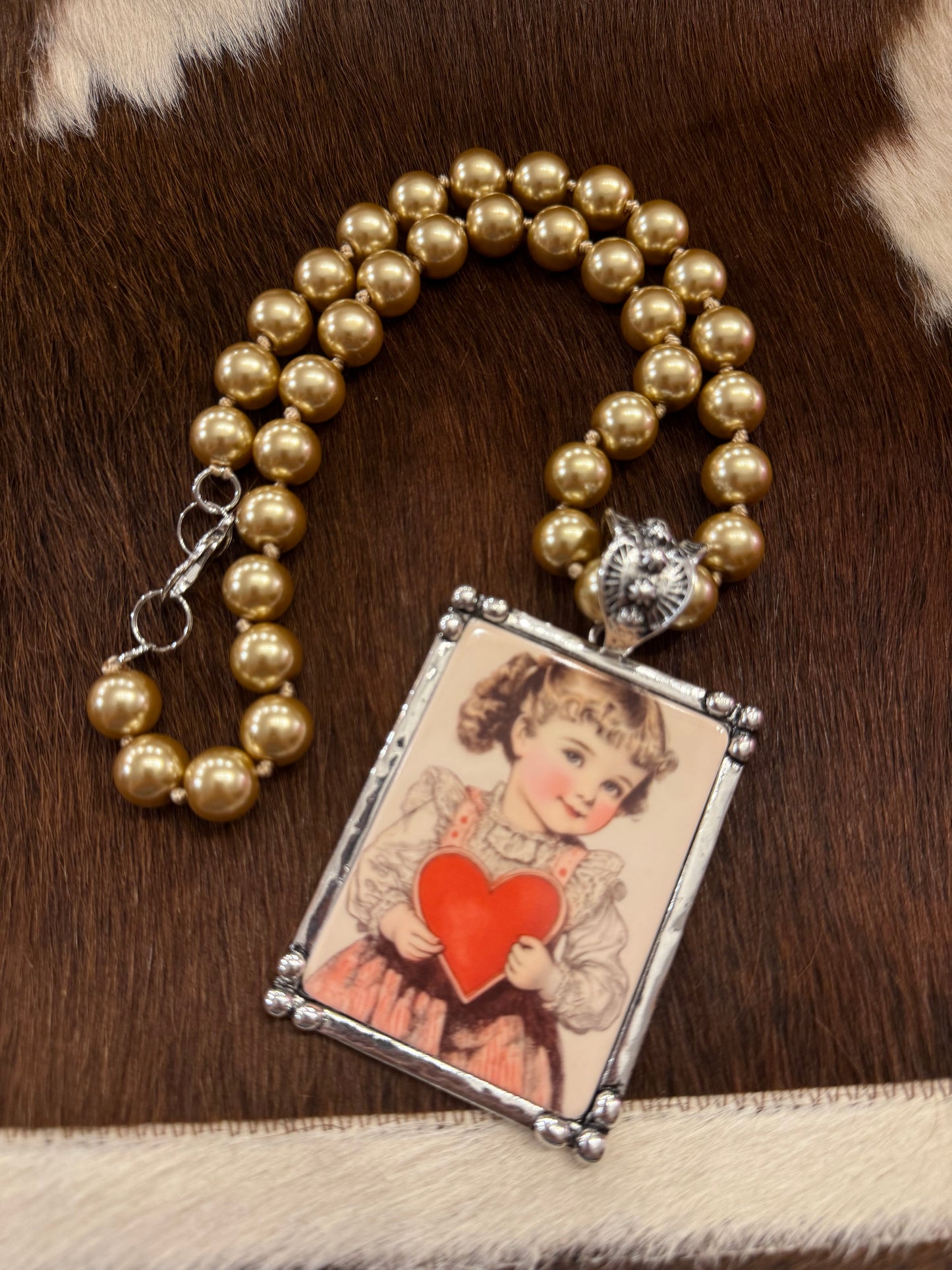 Antique Annie’s Necklaces