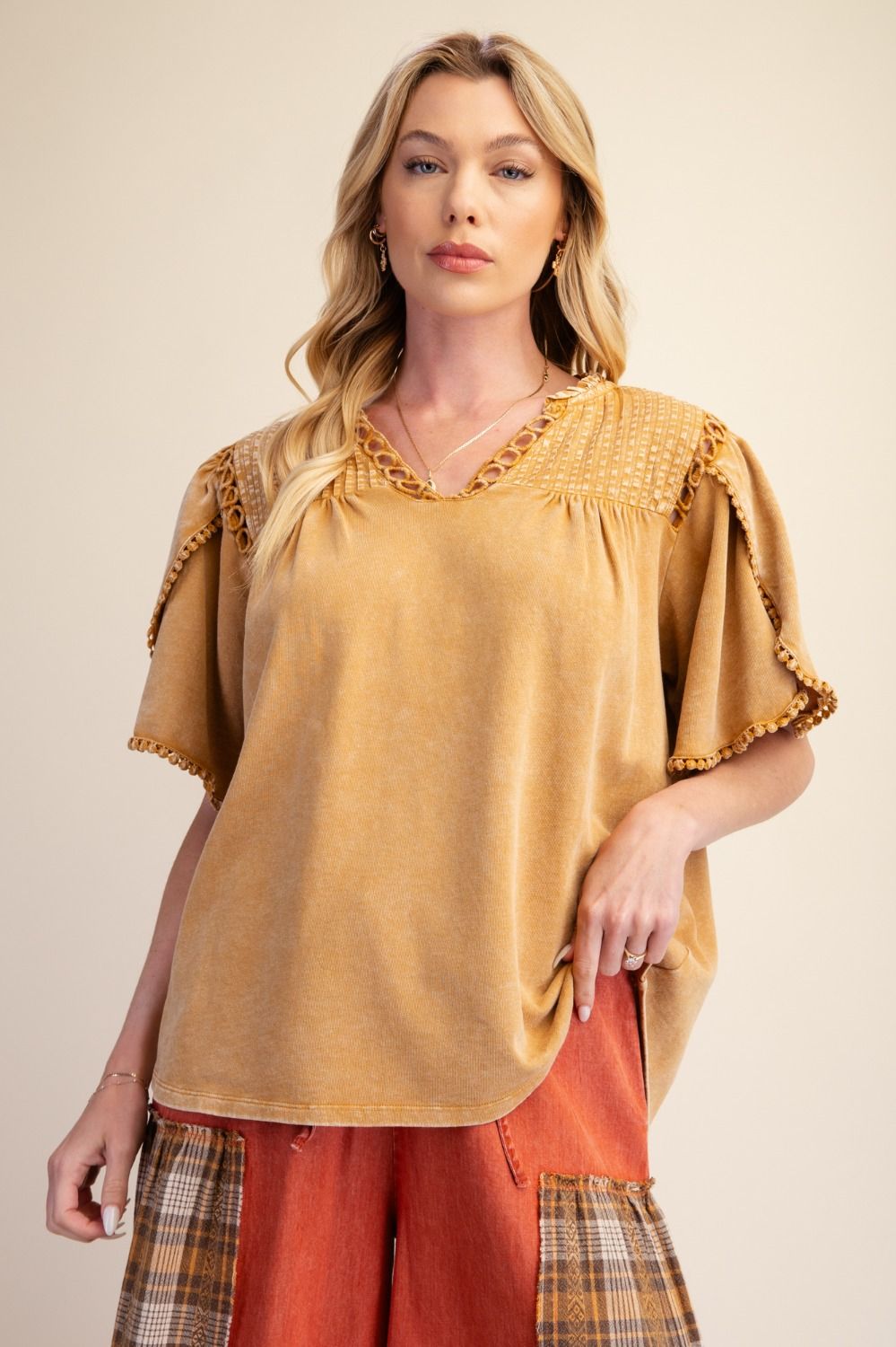 TULIP SHORT SLEEVES WASHED KNIT TOP