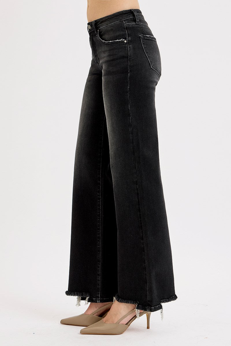 RISEN LOW RISE WIDE LEG JEANS