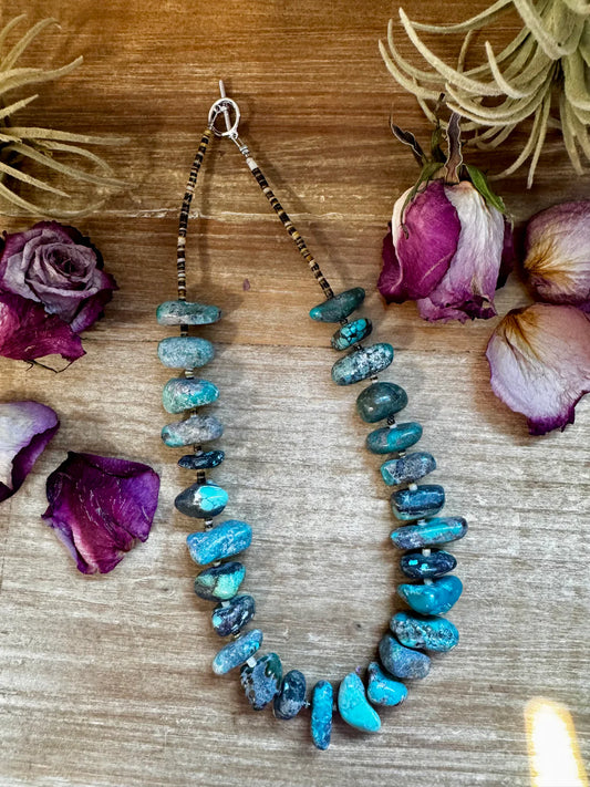 Turquoise Nugget & Shell
Necklace - 18.5"