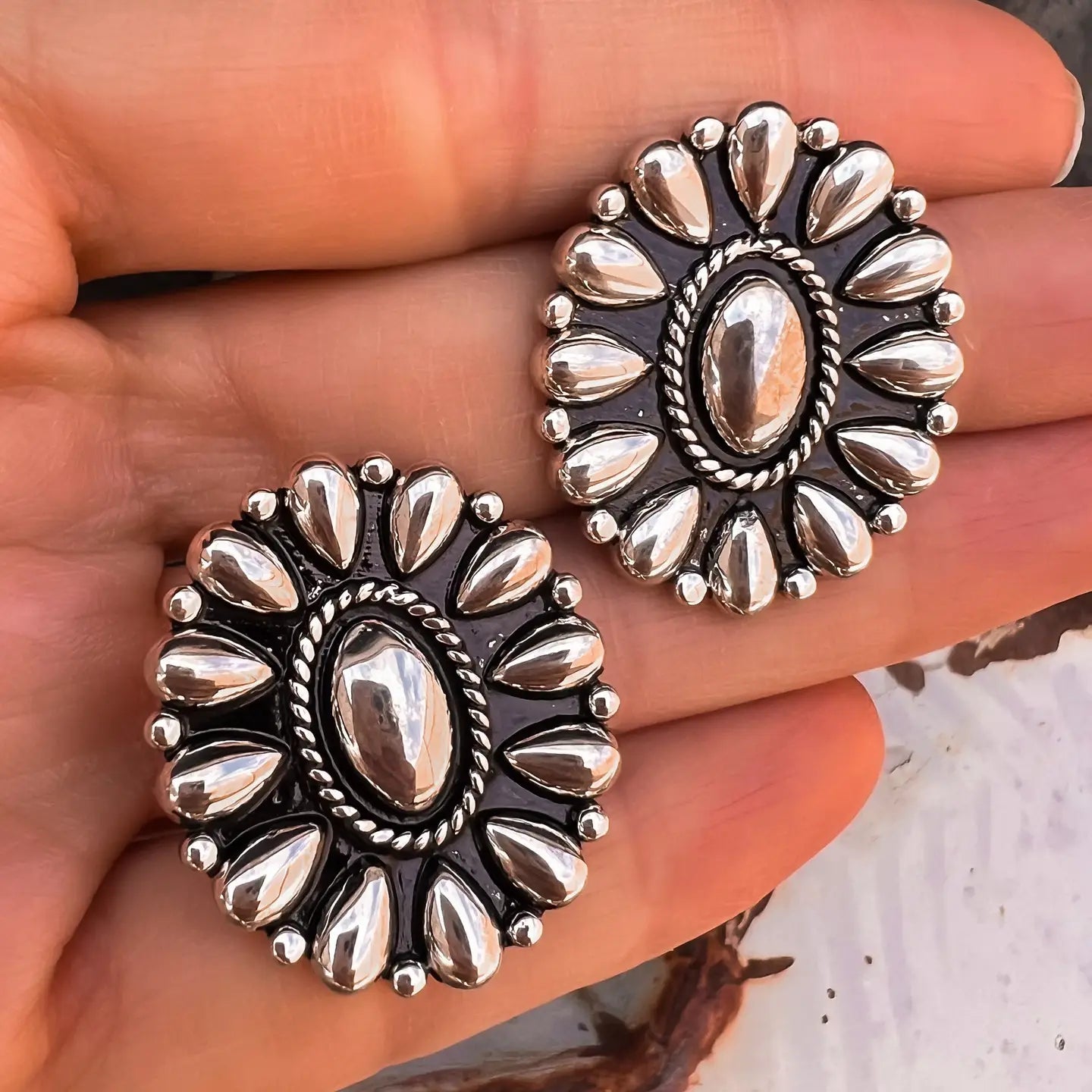 Sundown Petals Sterling Silver Ring & Earrings