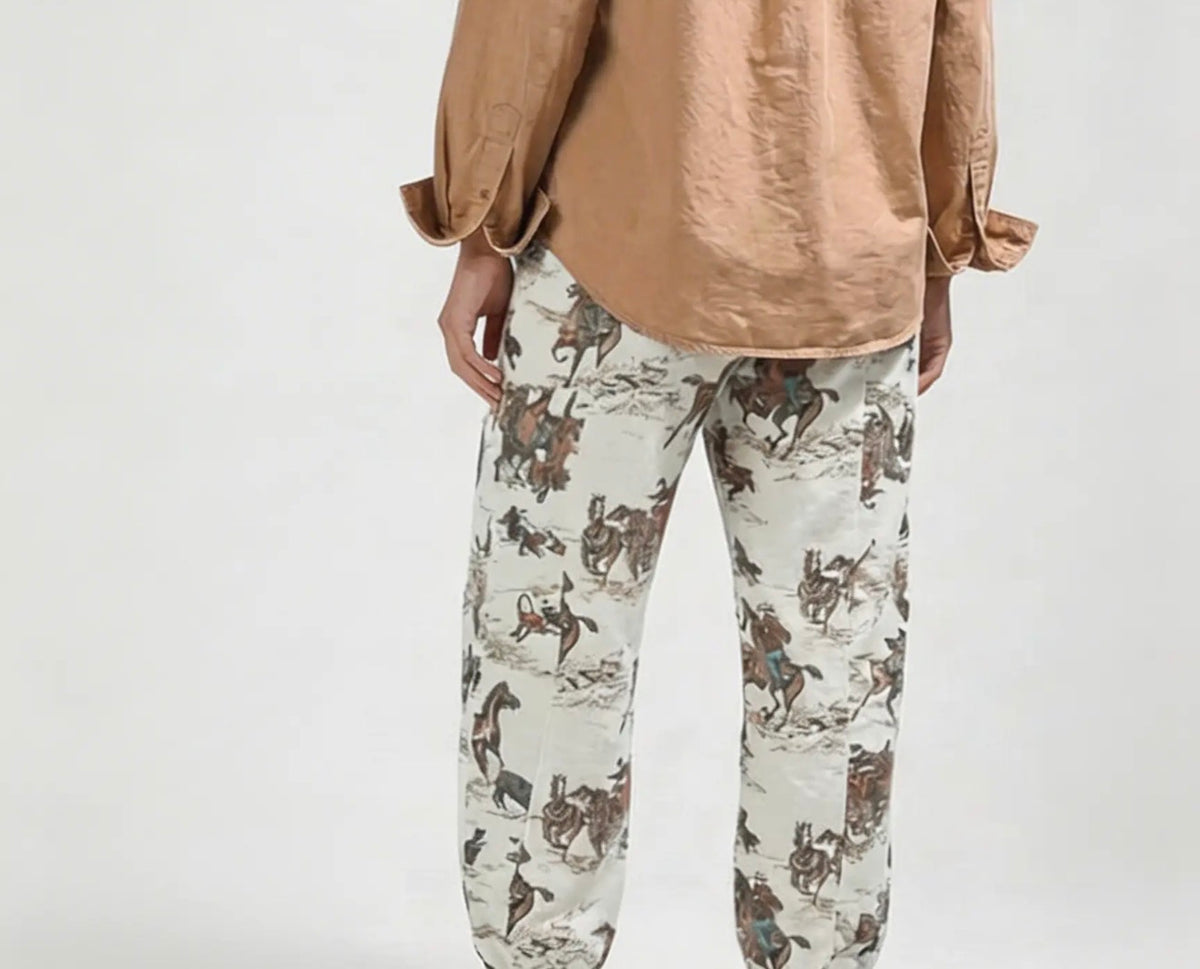 Horse Print Elastic Waist
Cuffed Sweatpants