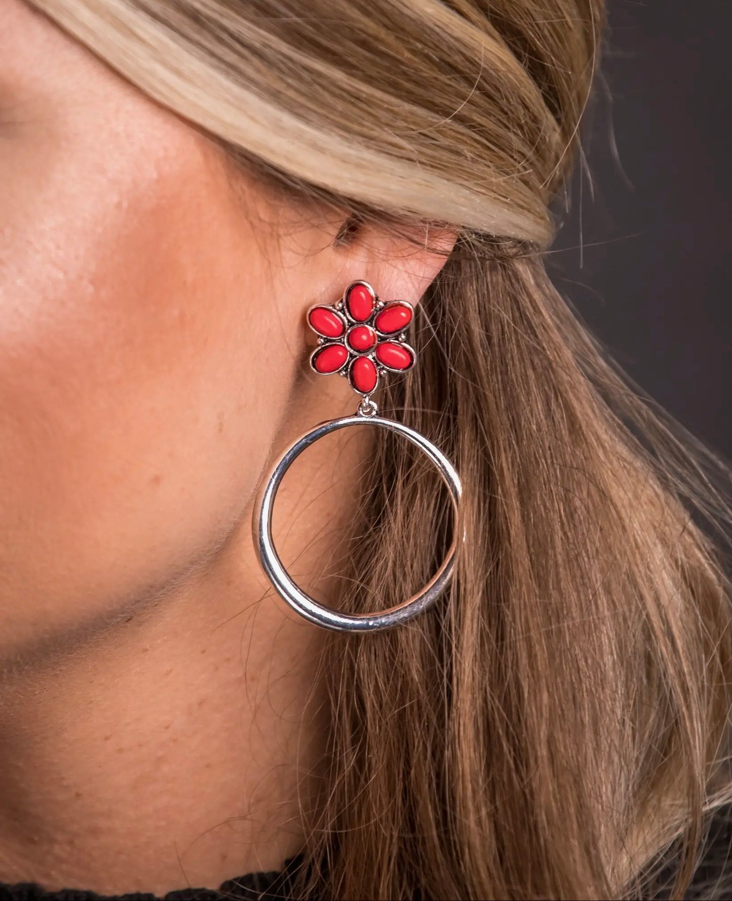 Flower Post Hoop