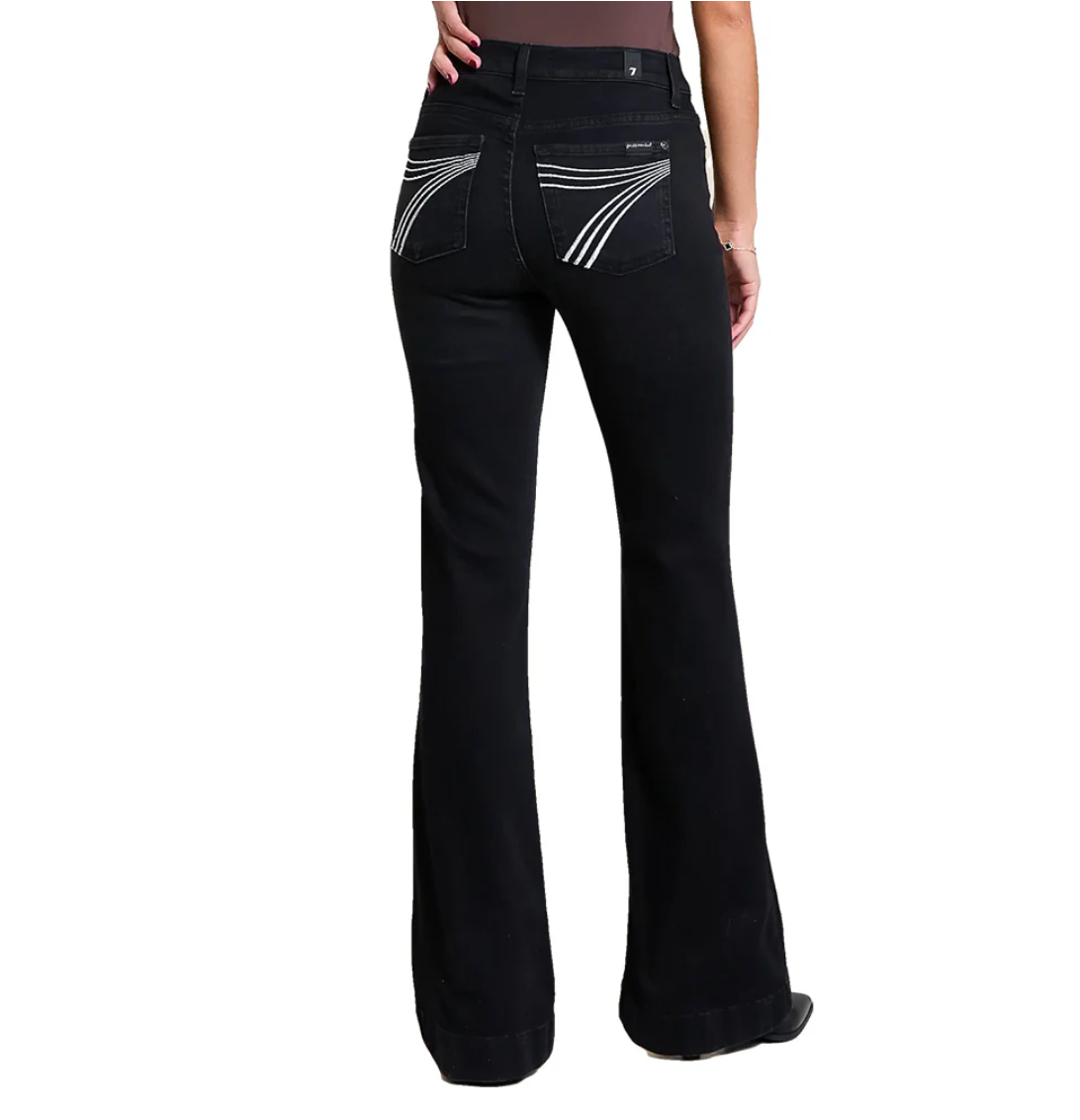 7’s Salem Dojo Tailorless